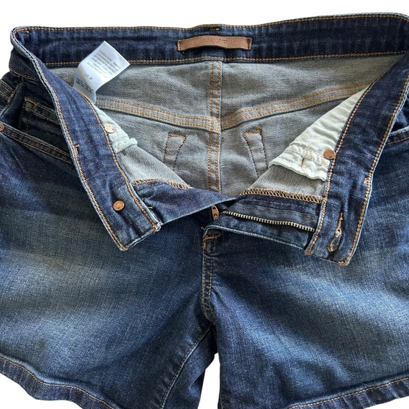 Joe's Jeans "Edlyn" Mid-Rise Denim Shorts - Size 27 Dark Blue - Picture 6 of 12